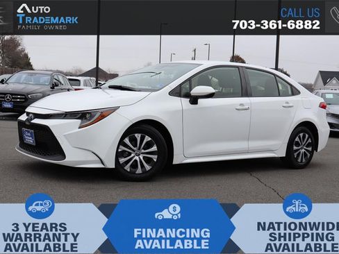 Used 2022 Toyota Corolla LE image 1