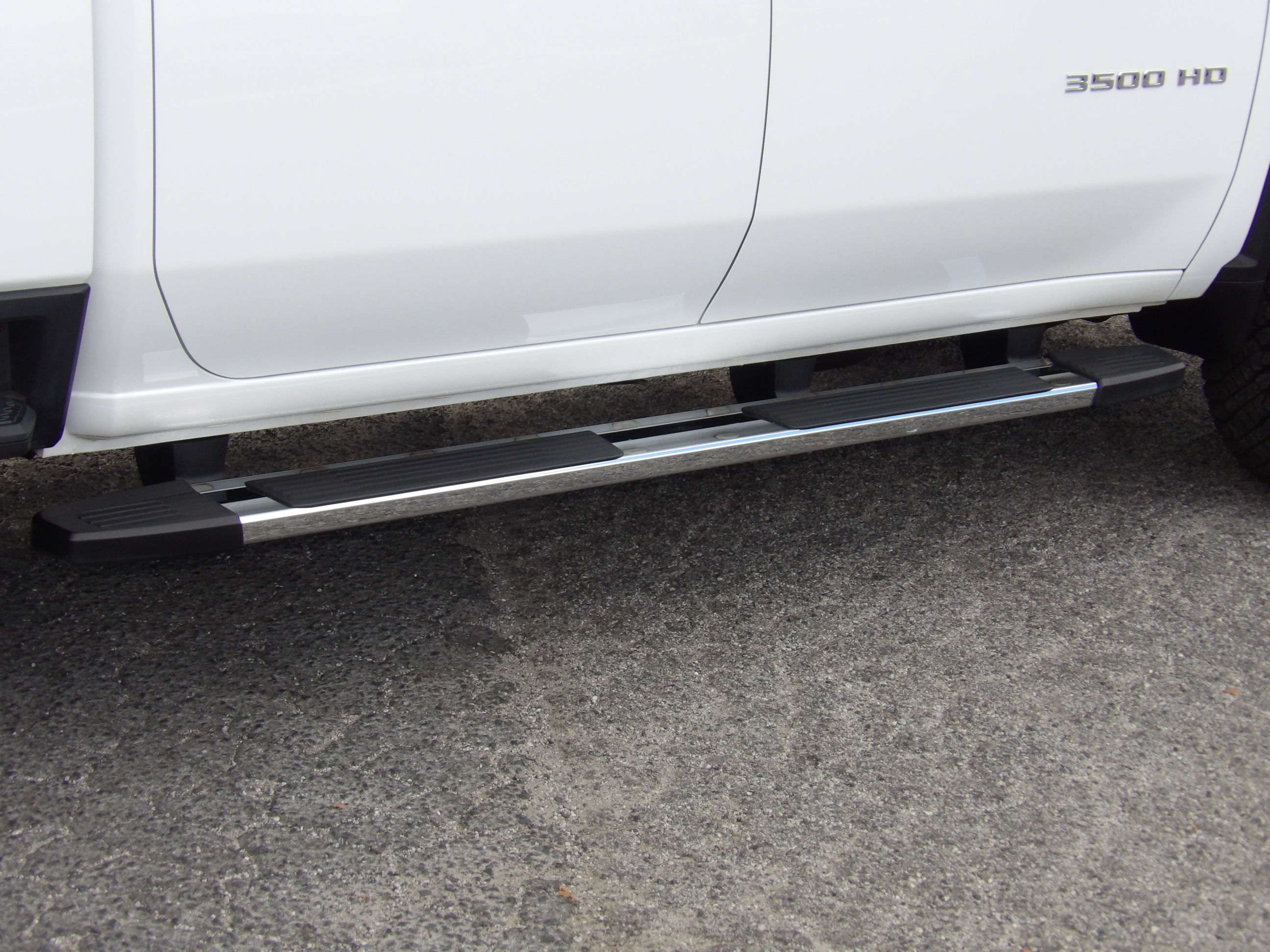 Used 2025 Chevrolet Silverado 3500 4x4 Crew Cab LTZ image 18
