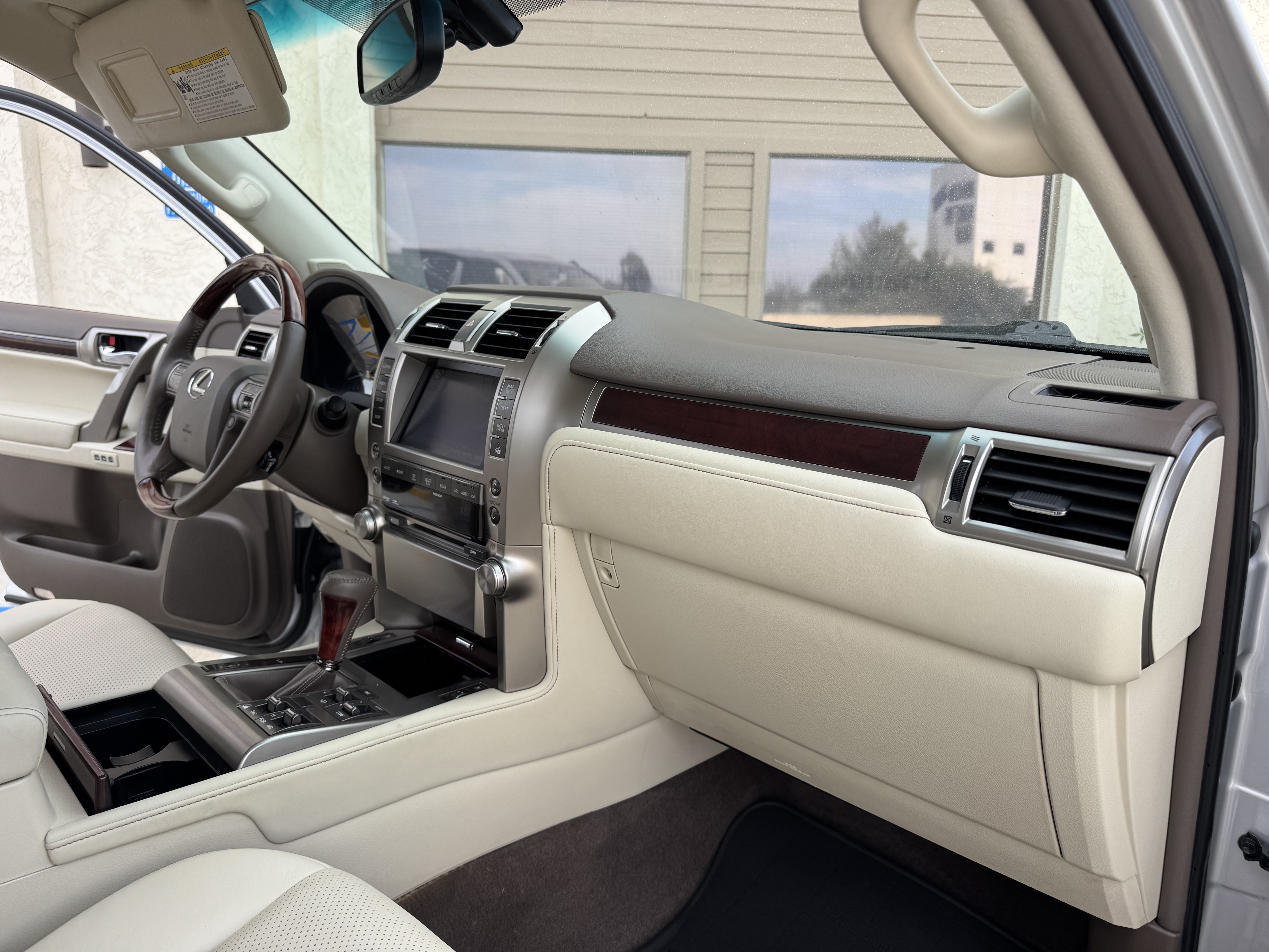 Used 2012 Lexus GX 460 Premium AWD/4WD image 31