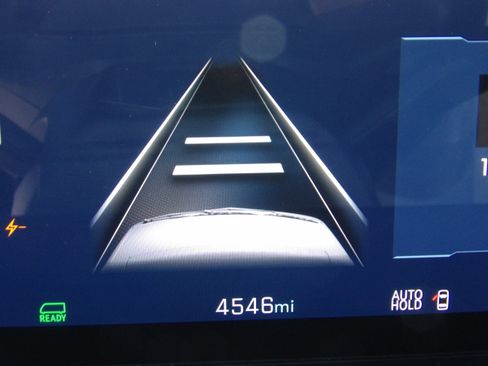 Used 2024 Chevrolet Brightdrop 600 AWD image 22