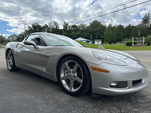 Used 2007 Chevrolet Corvette Coupe RWD image 5