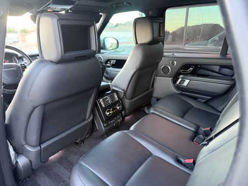 Used 2019 Land Rover Range Rover Supercharged AWD/4WD image 18