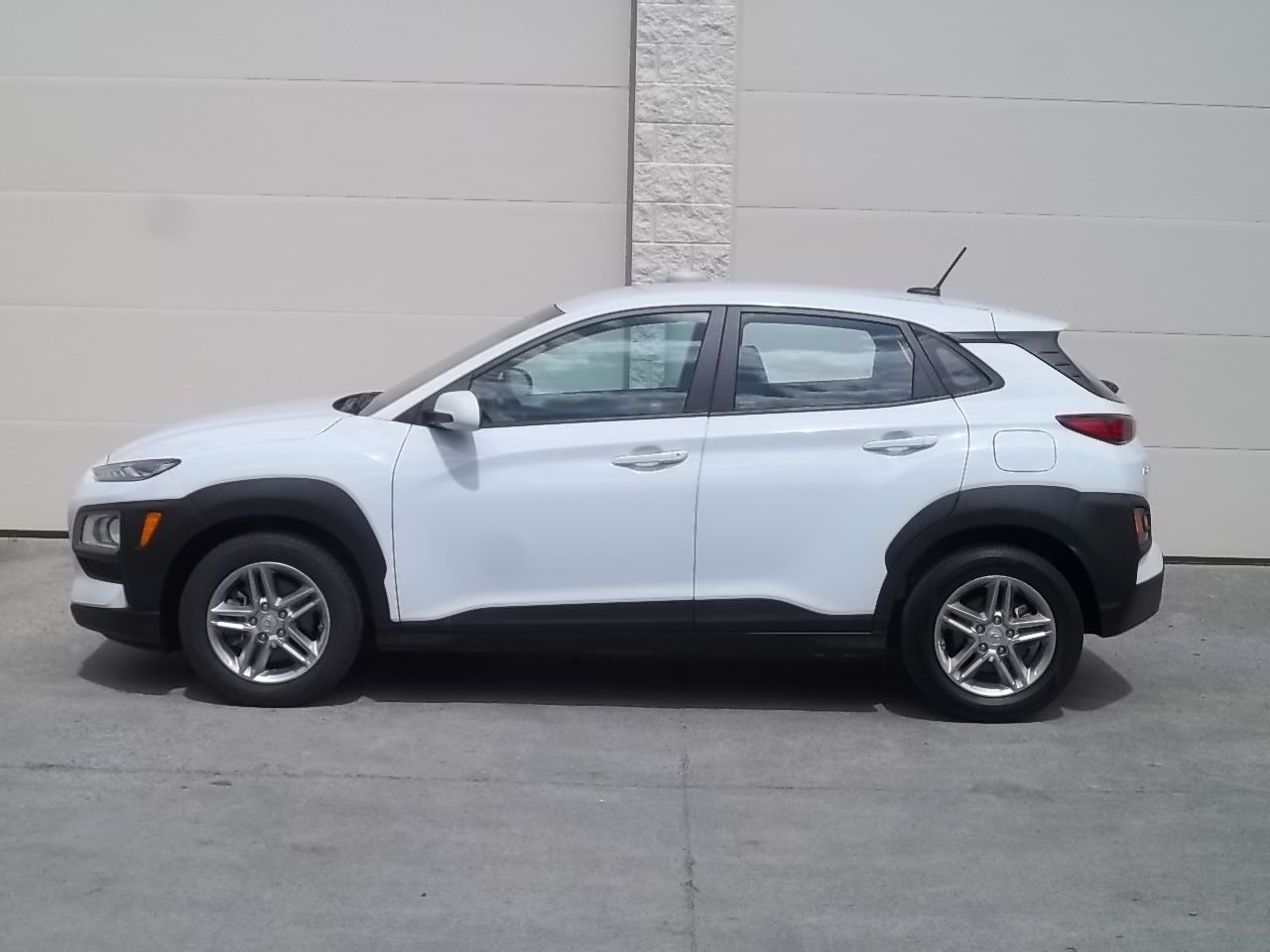 Used 2021 Hyundai Kona AWD SE image 7