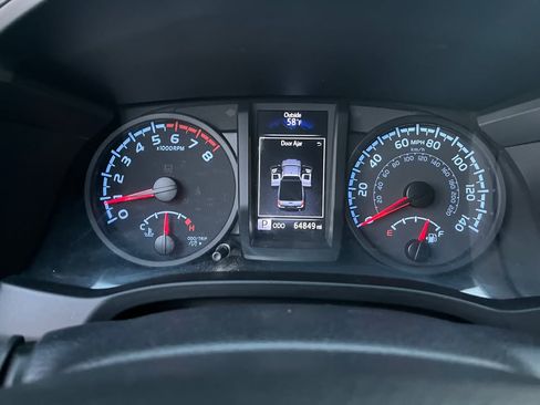 Used 2021 Toyota Tacoma SR image 6