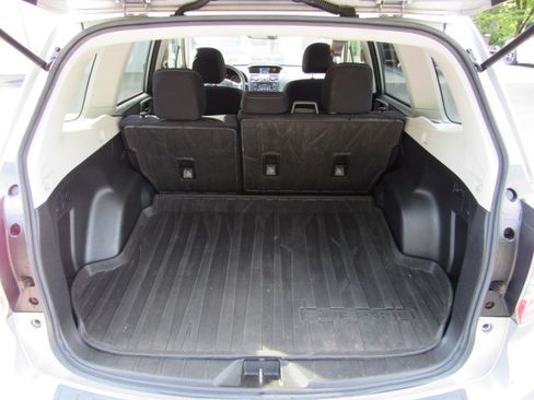 Used 2015 Subaru Forester 2.5i Premium AWD/4WD image 17