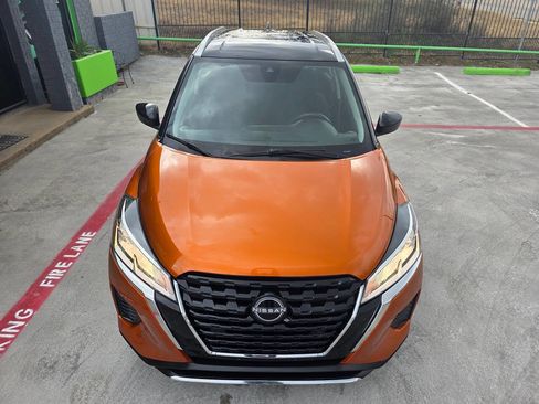 Used 2022 Nissan Kicks SV image 64