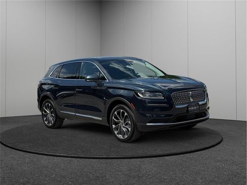 Used 2021 Lincoln Nautilus Reserve image 1