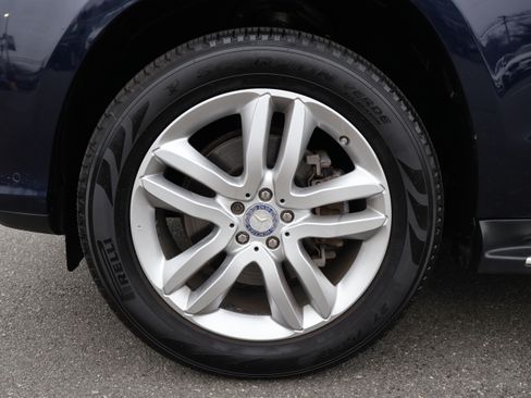 Used 2017 Mercedes-Benz GLS 450 image 30