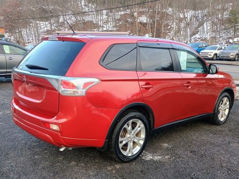 Used 2015 Mitsubishi Outlander SE image 5