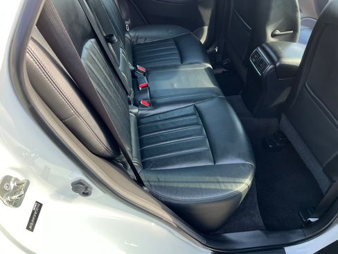 Used 2015 INFINITI QX50 Journey image 12