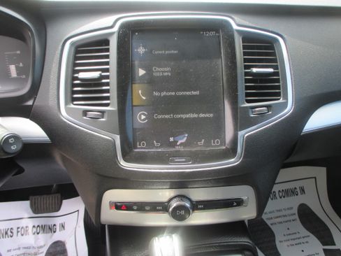 Used 2018 Volvo XC90 T5 Momentum image 10