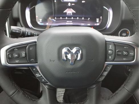New 2026 RAM 1500 Big Horn AWD/4WD image 14