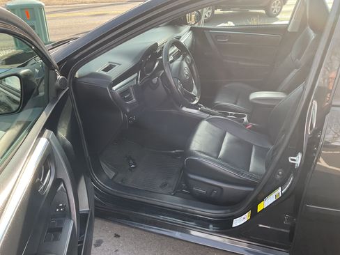 Used 2016 Toyota Corolla S Premium image 12