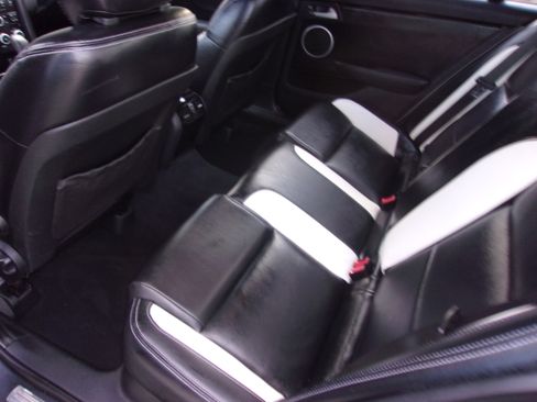 Used 2008 Pontiac G8 RWD image 6