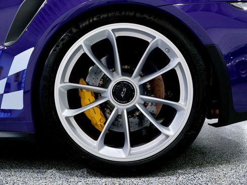 Used 2016 Porsche 911 GT3 RS image 39