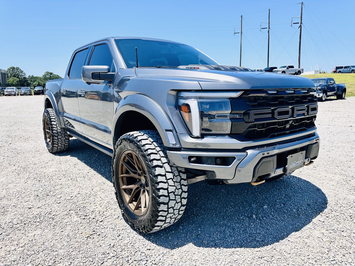 Used 2024 Ford F150 4x4 Crew Cab Raptor R image 7