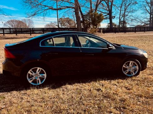 Used 2015 Volvo S60 T5 Platinum image 6