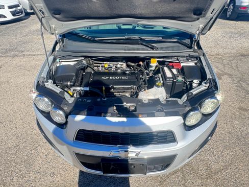 Used 2015 Chevrolet Sonic LT image 22