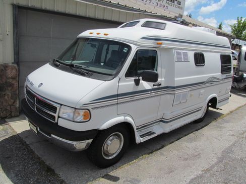 Used 1997 Dodge B3500 UNAVAIL RWD image 2
