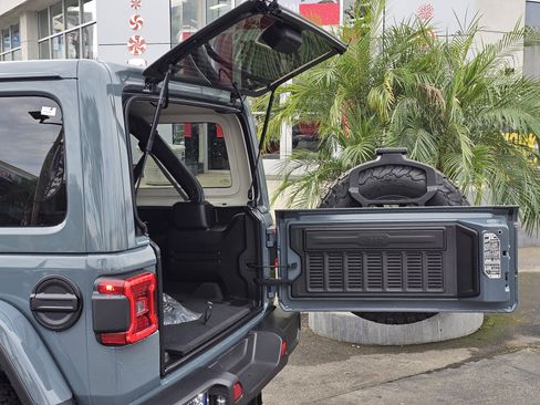 New 2026 Jeep Wrangler Unlimited Rubicon image 8