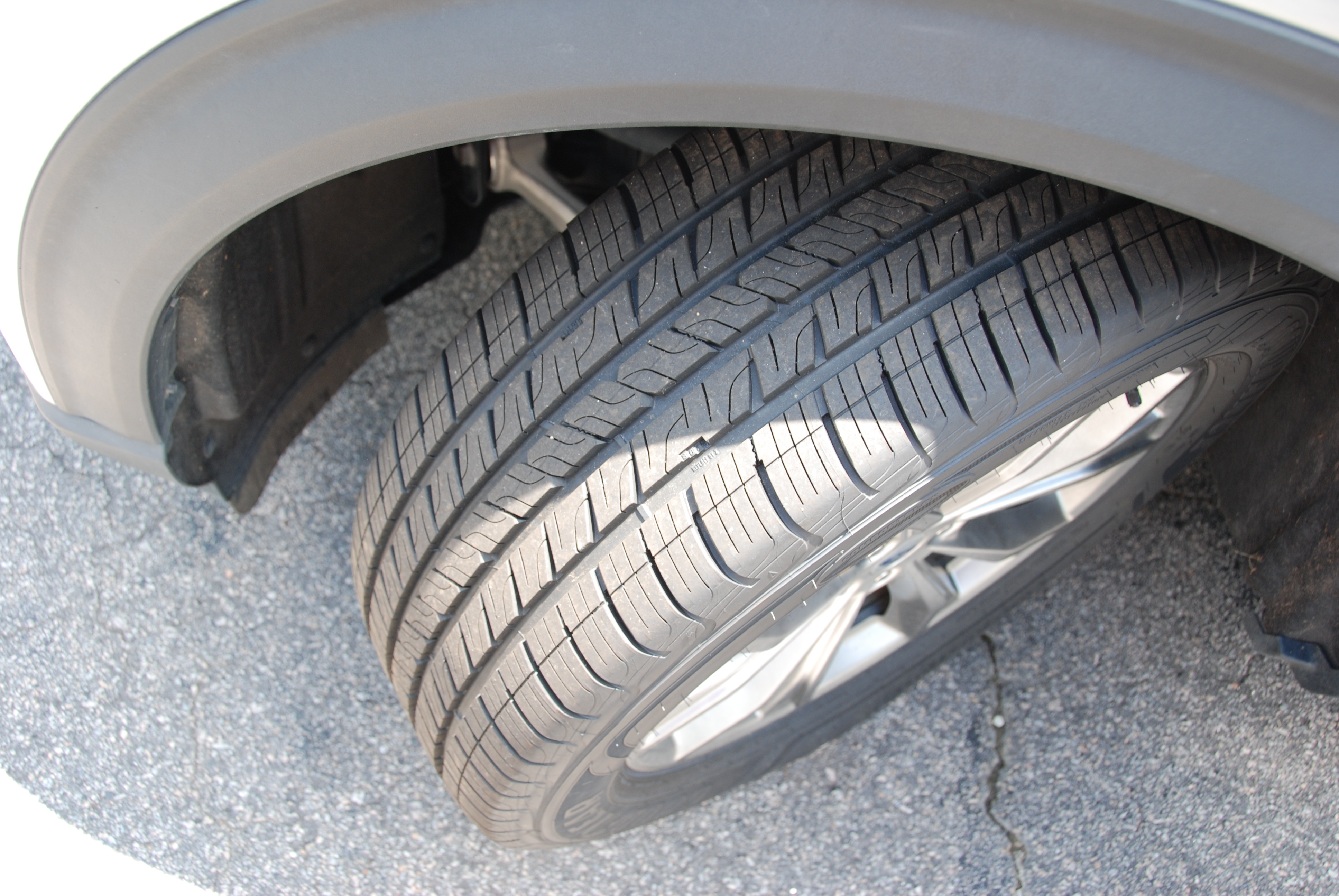 Used 2022 Ford Explorer 4WD Limited image 20