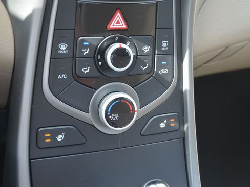 Used 2016 Hyundai Elantra Value Edition image 18