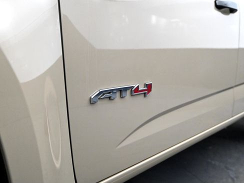 Used 2021 GMC Canyon AT4 image 12