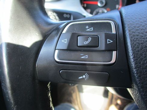 Used 2009 Volkswagen CC Luxury FWD image 36