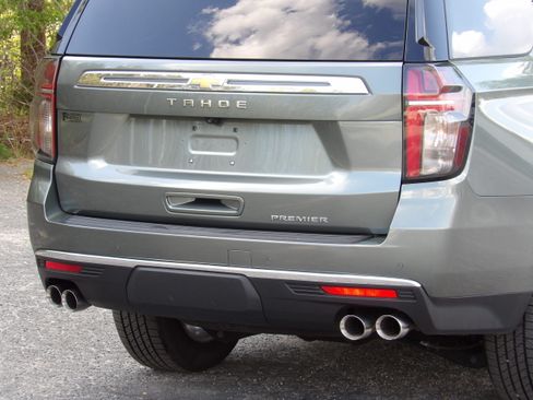 Used 2024 Chevrolet Tahoe Premier image 13