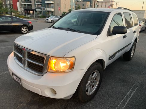 Used 2007 Dodge Durango 2WD SXT image 3