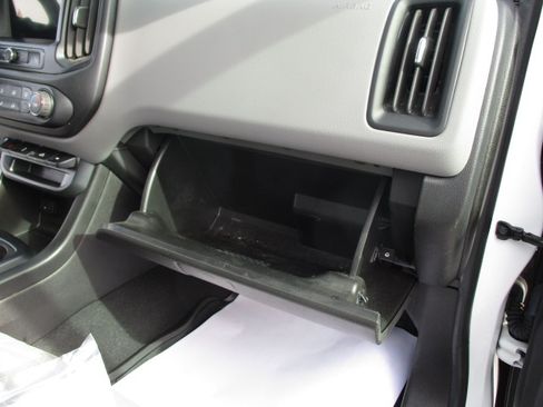 Used 2019 Chevrolet Colorado W/T image 28