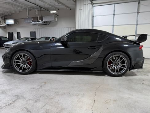 Used 2021 Toyota Supra Premium RWD image 9