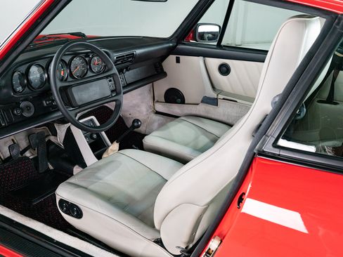 Used 1987 Porsche 911 Carrera image 46