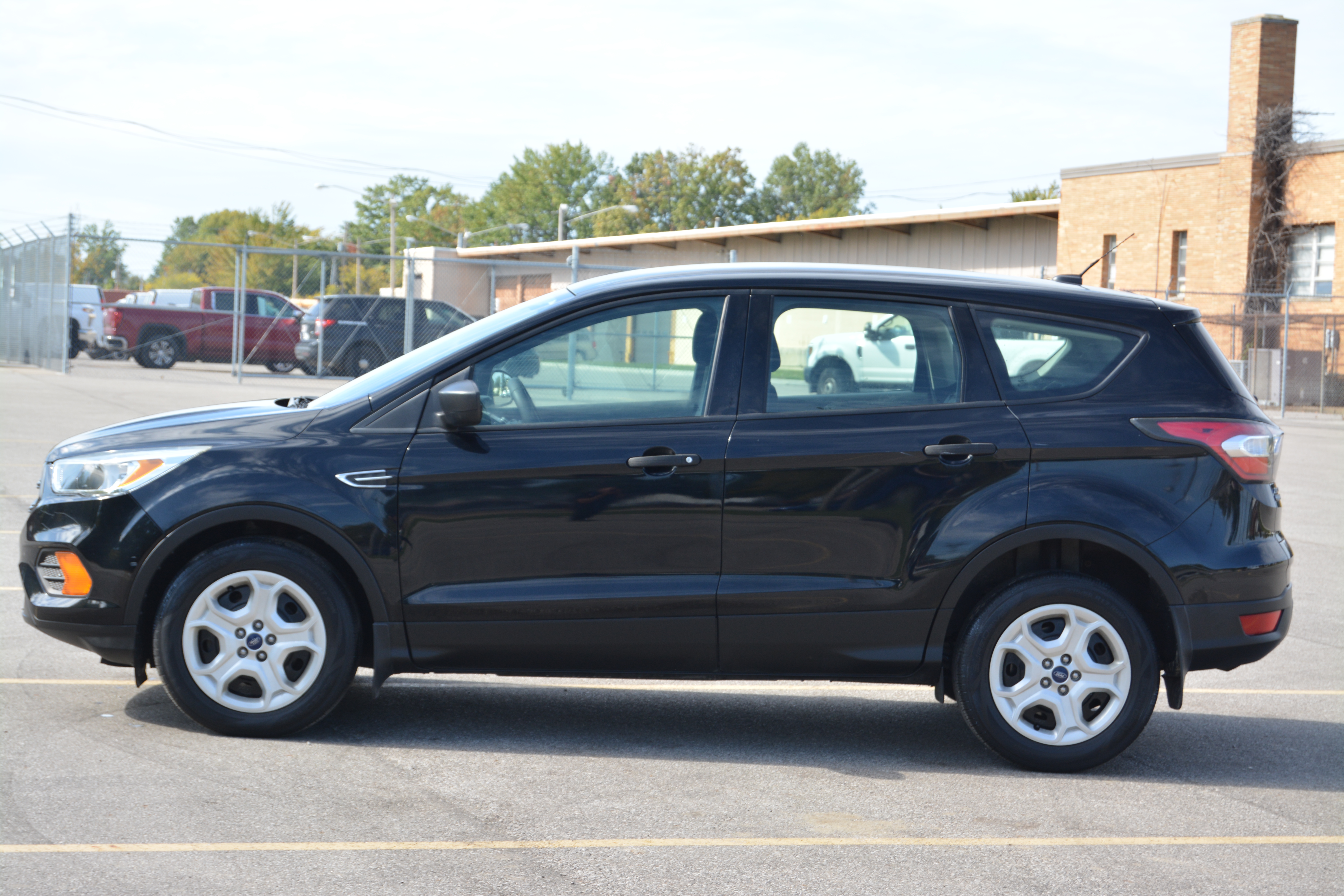 Used 2017 Ford Escape FWD S image 4