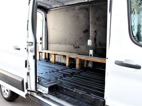 Used 2020 Ford Transit 250 Medium Roof RWD image 17