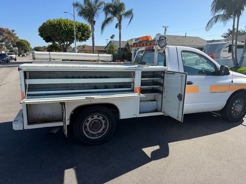 Used 2005 Dodge Ram 2500 Truck 2WD Regular Cab image 5