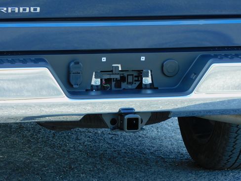 Used 2023 Chevrolet Silverado 1500 LT image 14