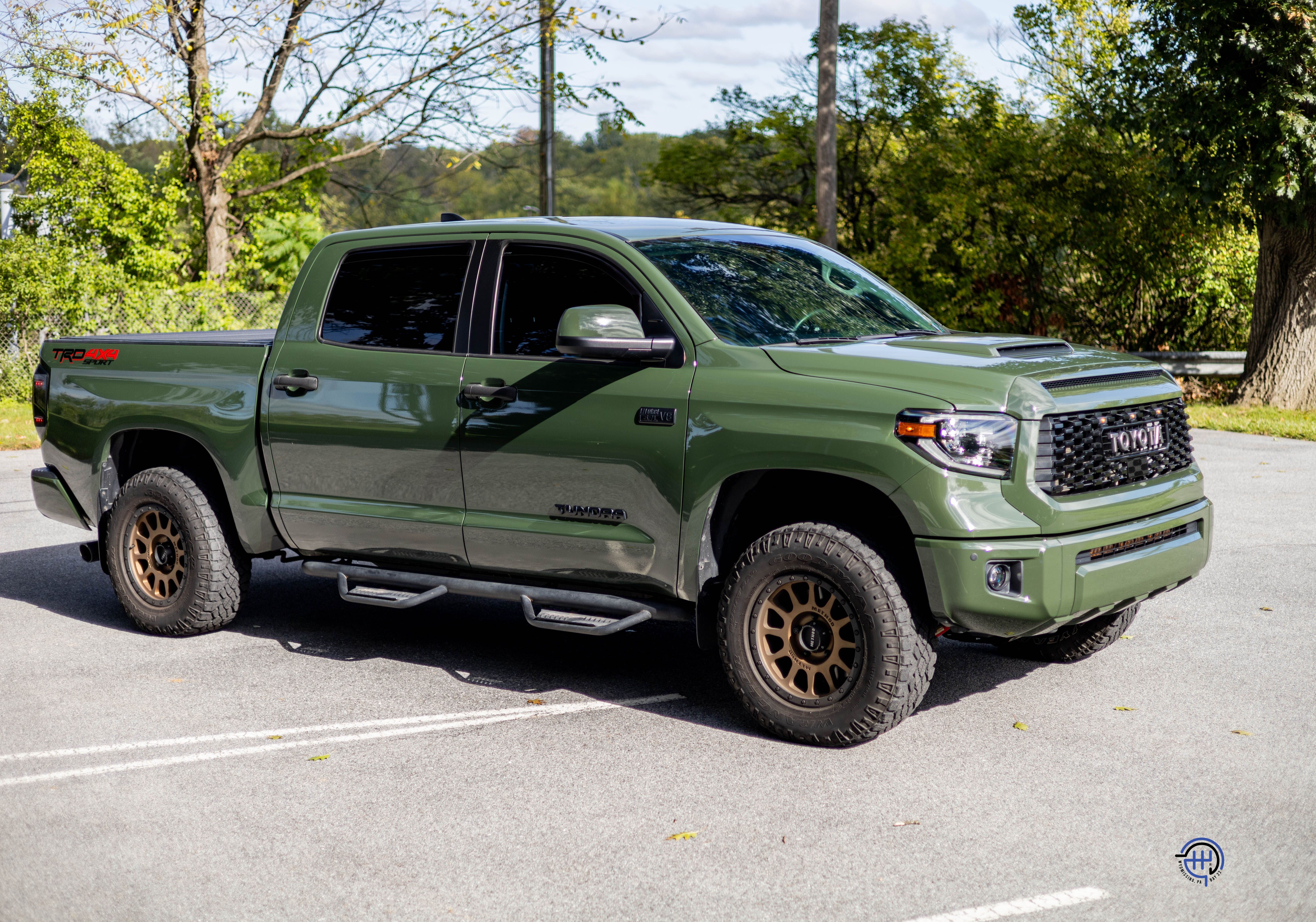 Used 2021 Toyota Tundra 4x4 CrewMax image 19