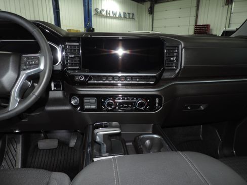 Used 2026 Chevrolet Silverado 1500 RST image 44