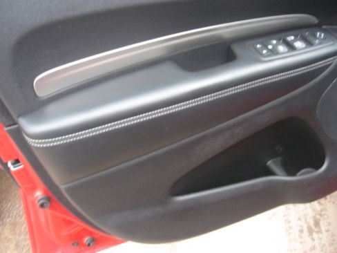 Used 2015 Dodge Durango SXT image 8