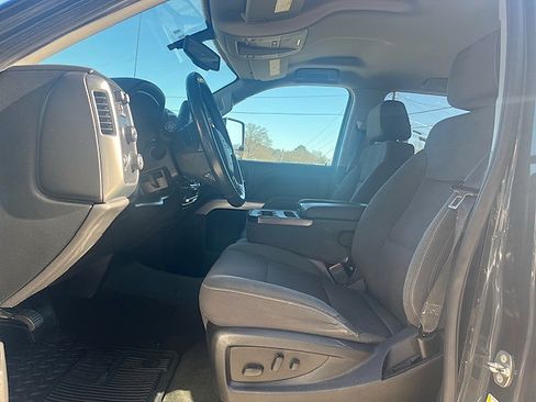 Used 2018 Chevrolet Silverado 1500 LT image 31