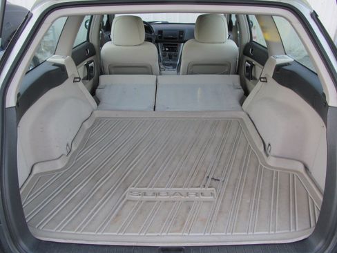 Used 2007 Subaru Outback 2.5i image 17