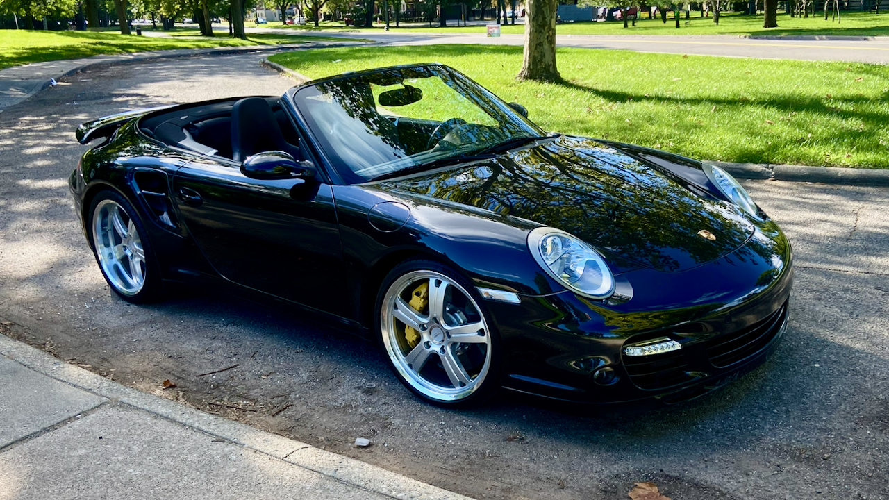 Used 2008 Porsche 911 Turbo 4 Cabriolet AWD/4WD image 2