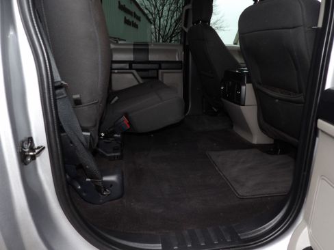 Used 2020 Ford F150 STX image 18