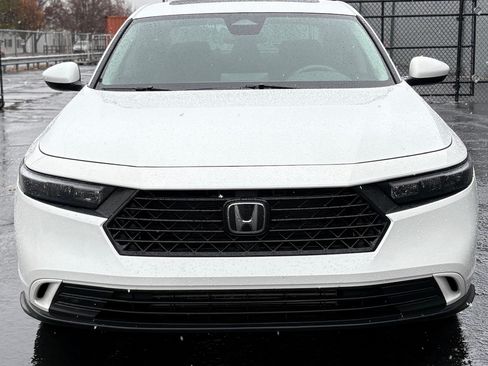 Used 2023 Honda Accord EX image 2