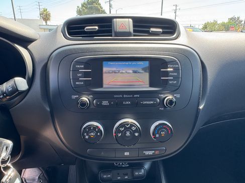 Used 2015 Kia Soul UNAVAIL FWD image 24