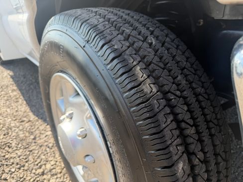 Used 2016 Ford E-350 and Econoline 350 Super Duty RWD image 22