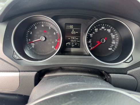 Used 2017 Volkswagen Jetta image 5