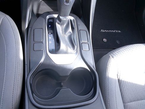 Used 2018 Hyundai Santa Fe Sport image 20