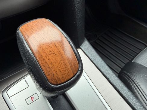 Used 2013 Subaru Outback 2.5i Limited image 50